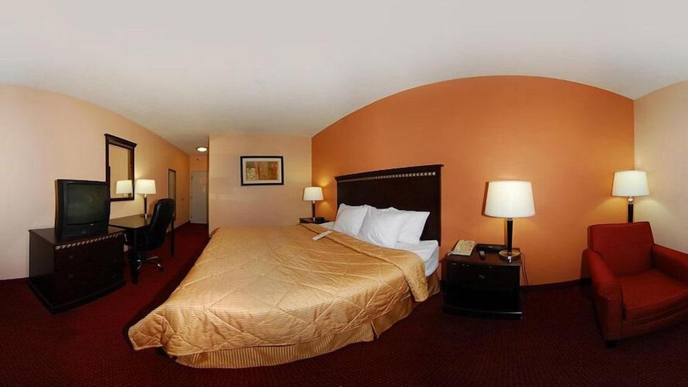 Comfort Inn & Suites Lincoln Exterior photo