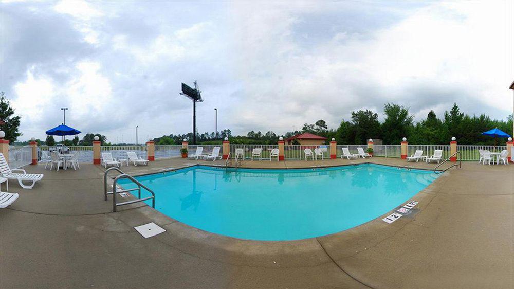 Comfort Inn & Suites Lincoln Exterior photo